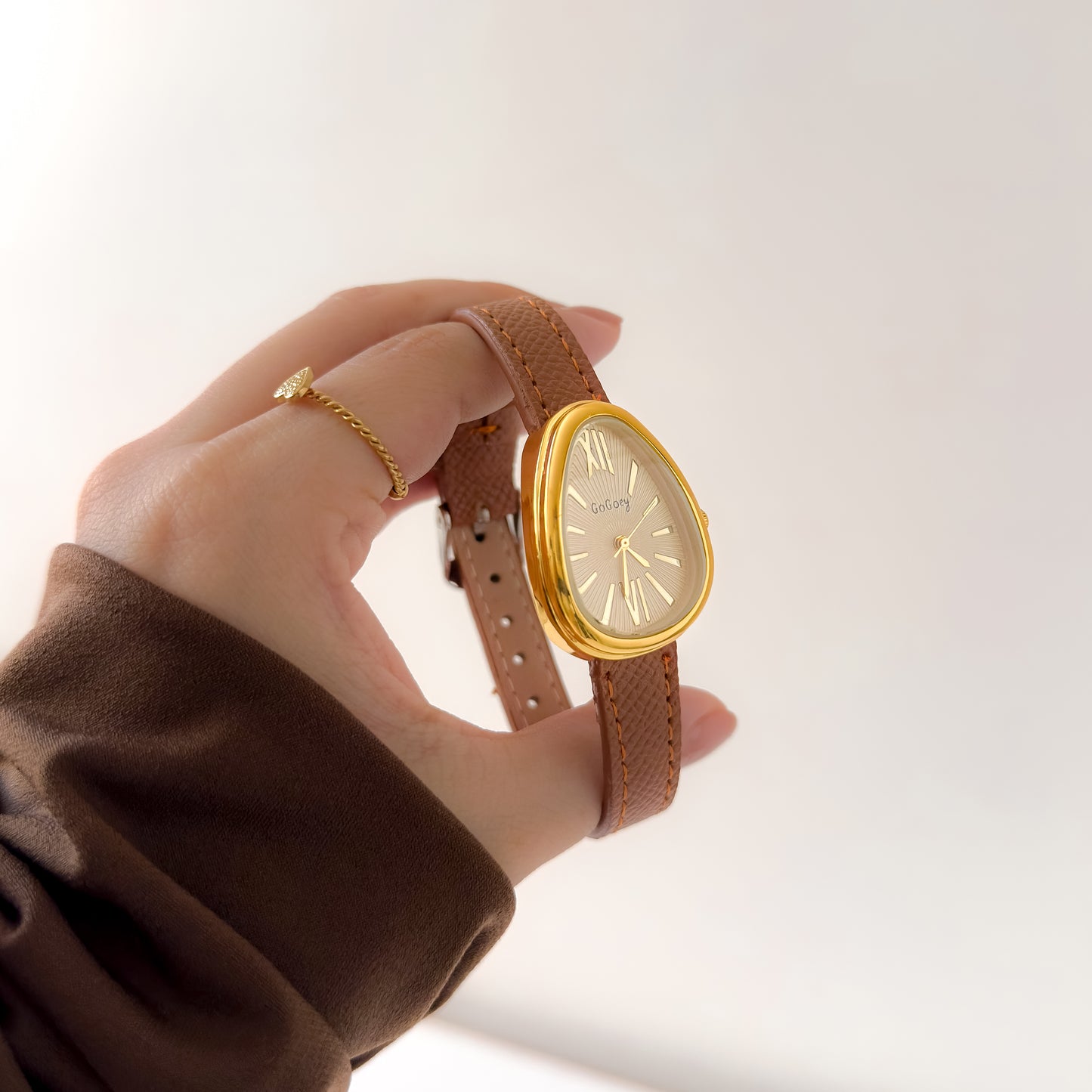 Reloj Gogoey Gota correa