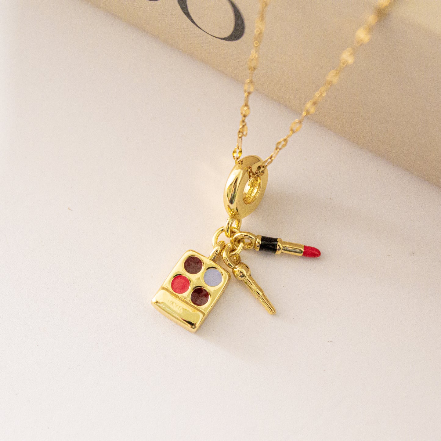 Cadena Maquilladora