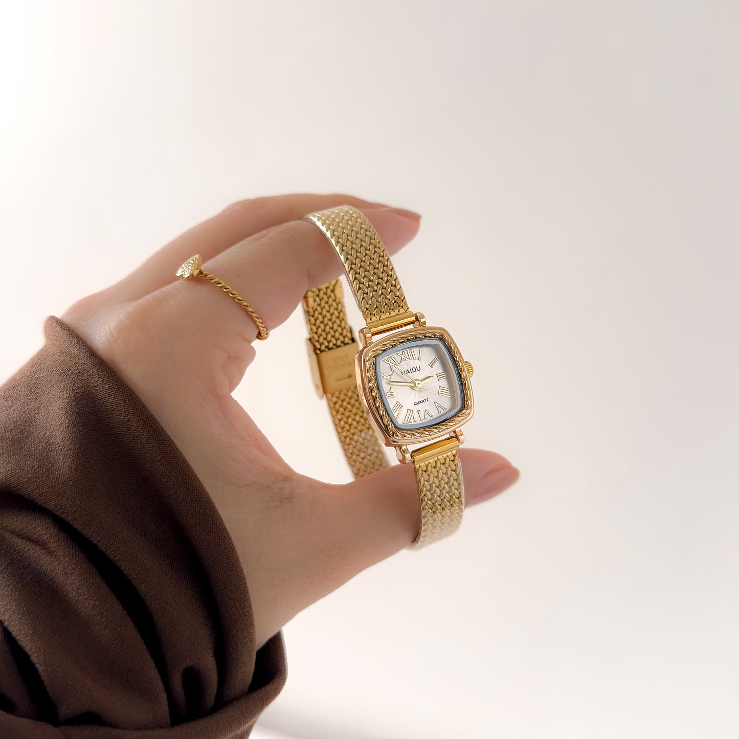Reloj Naidu cuadrado