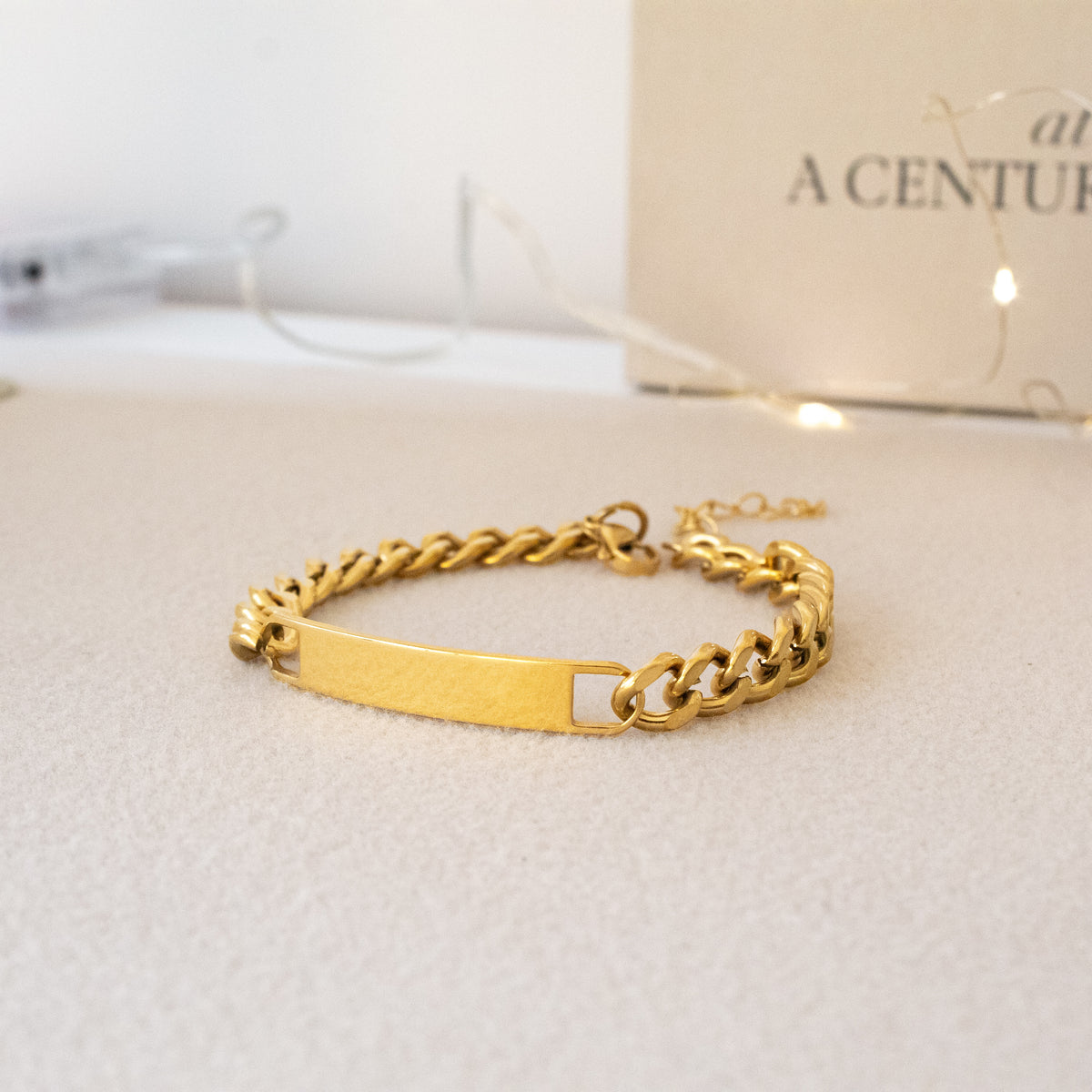 Pulsera plateada fina | Negra grande