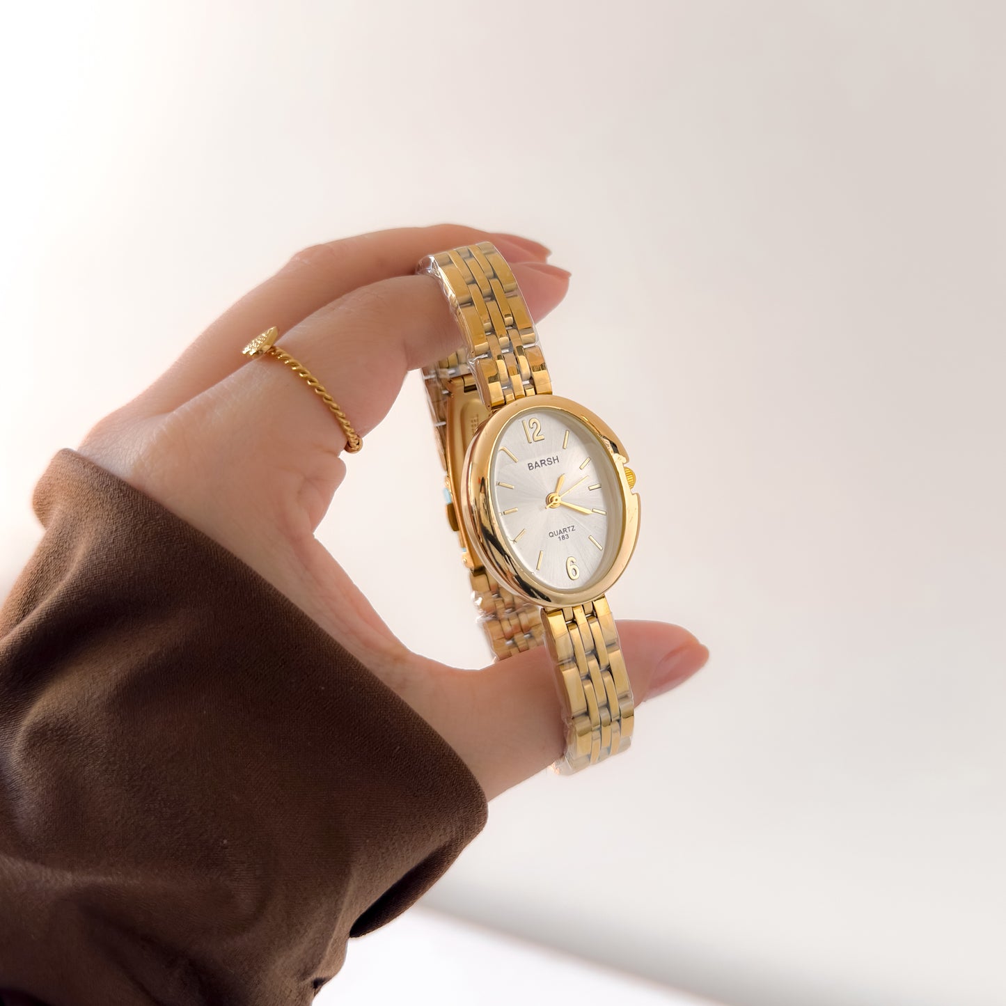 Reloj Barsh Ovalado
