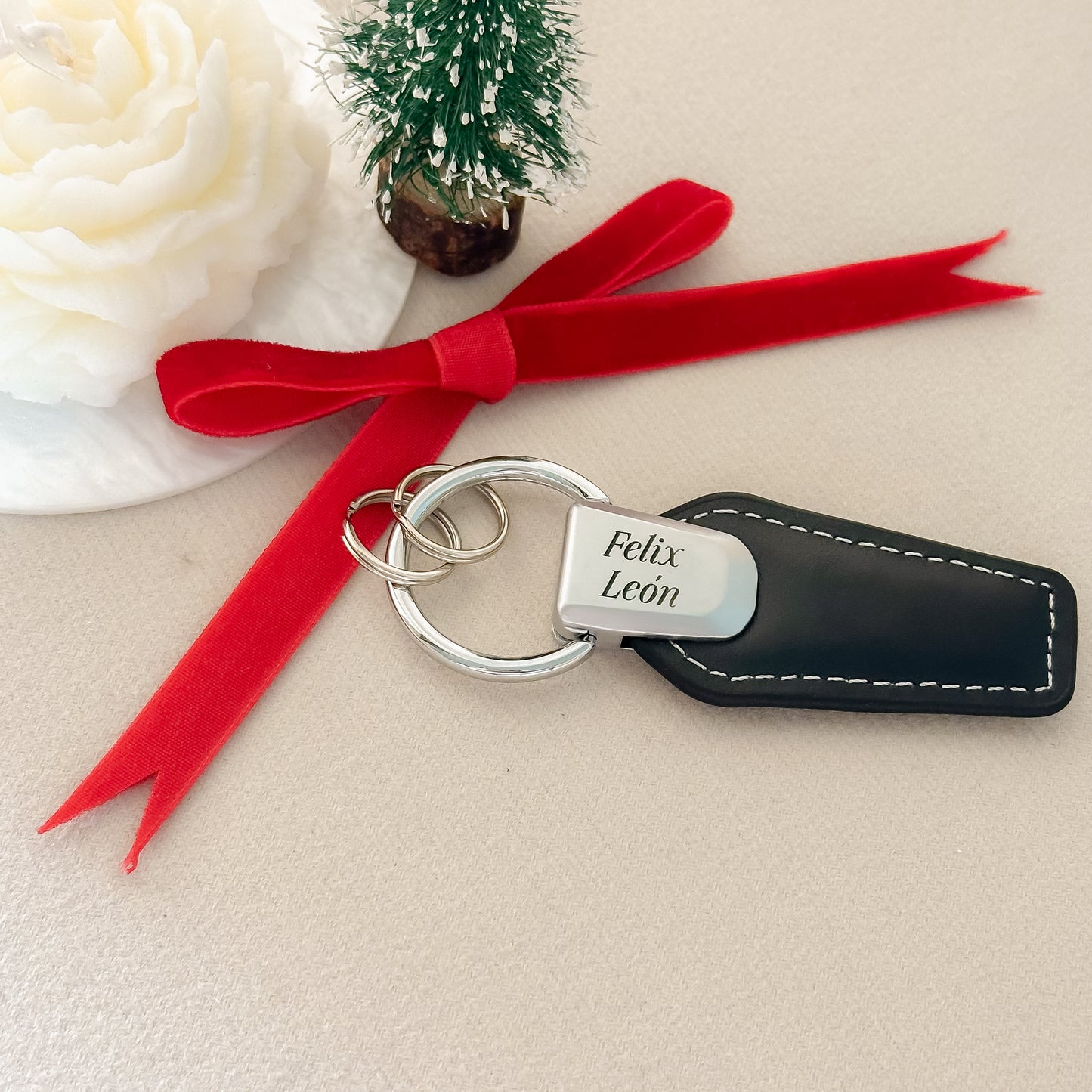 Llavero tipo Cuero Negro