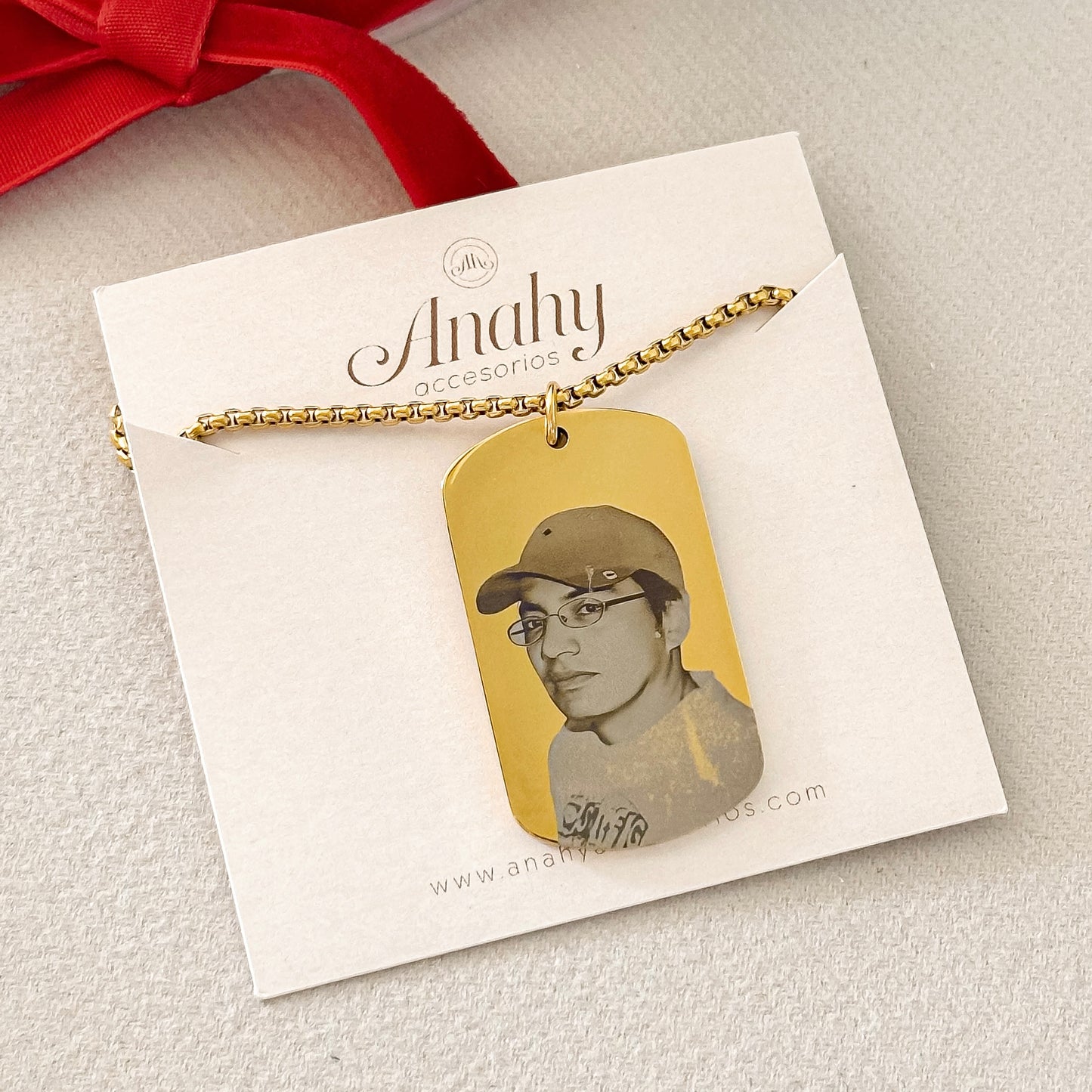 Cadena estilo militar