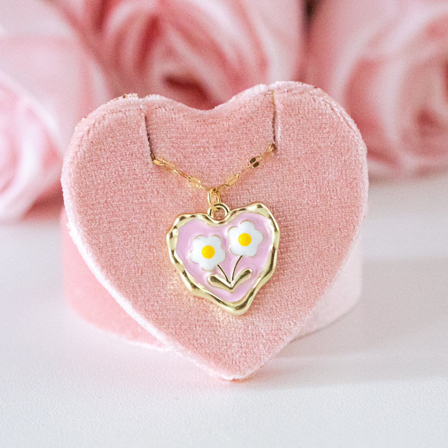 Cadena corazón y margaritas