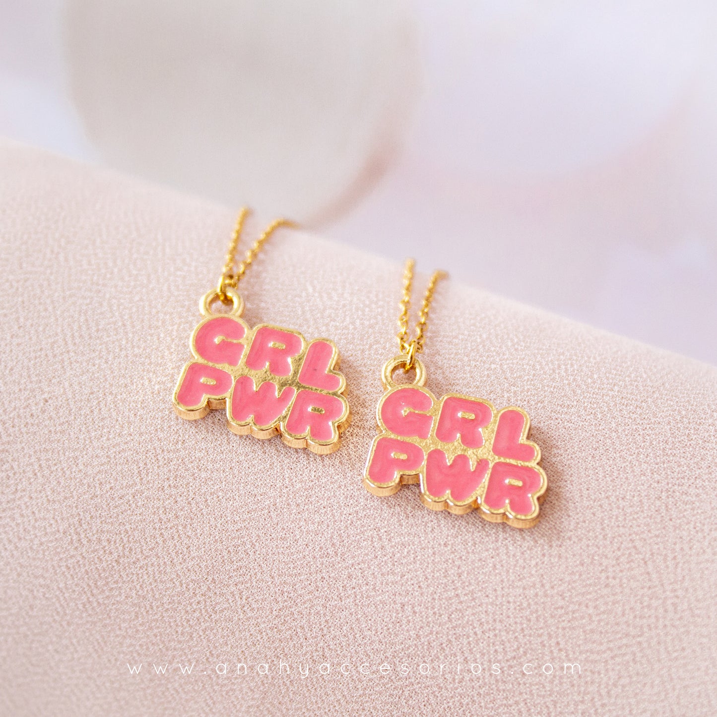 Par de cadenas Girl power