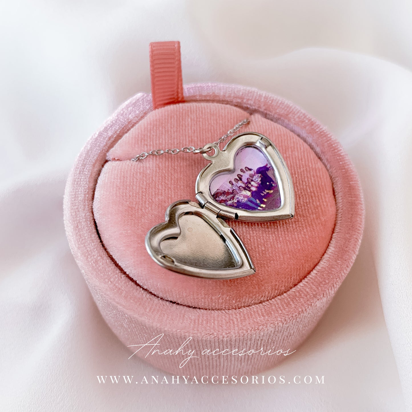 Relicario Corazón plateado