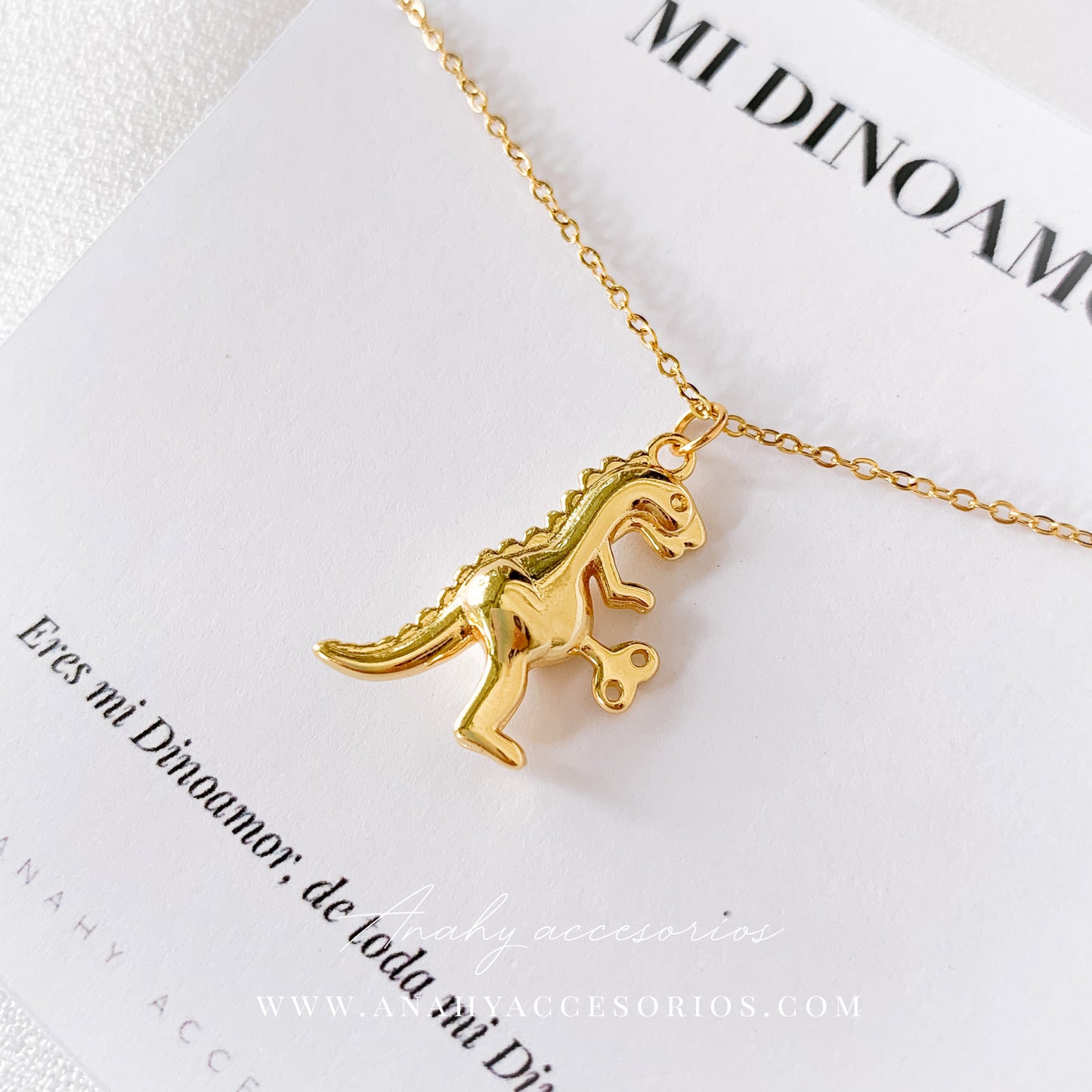 Cadena Dinoamor